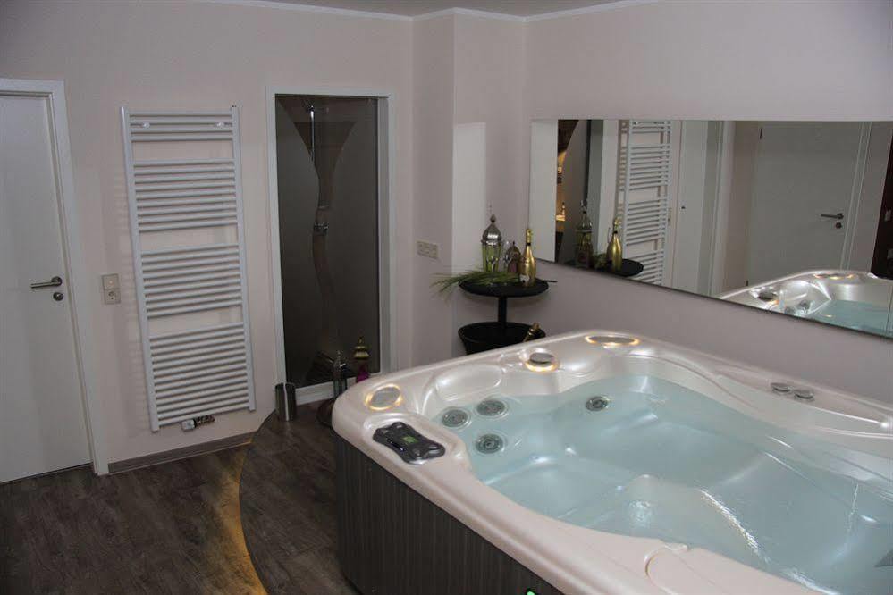 1St Floor Koeln Apartment ภายนอก รูปภาพ