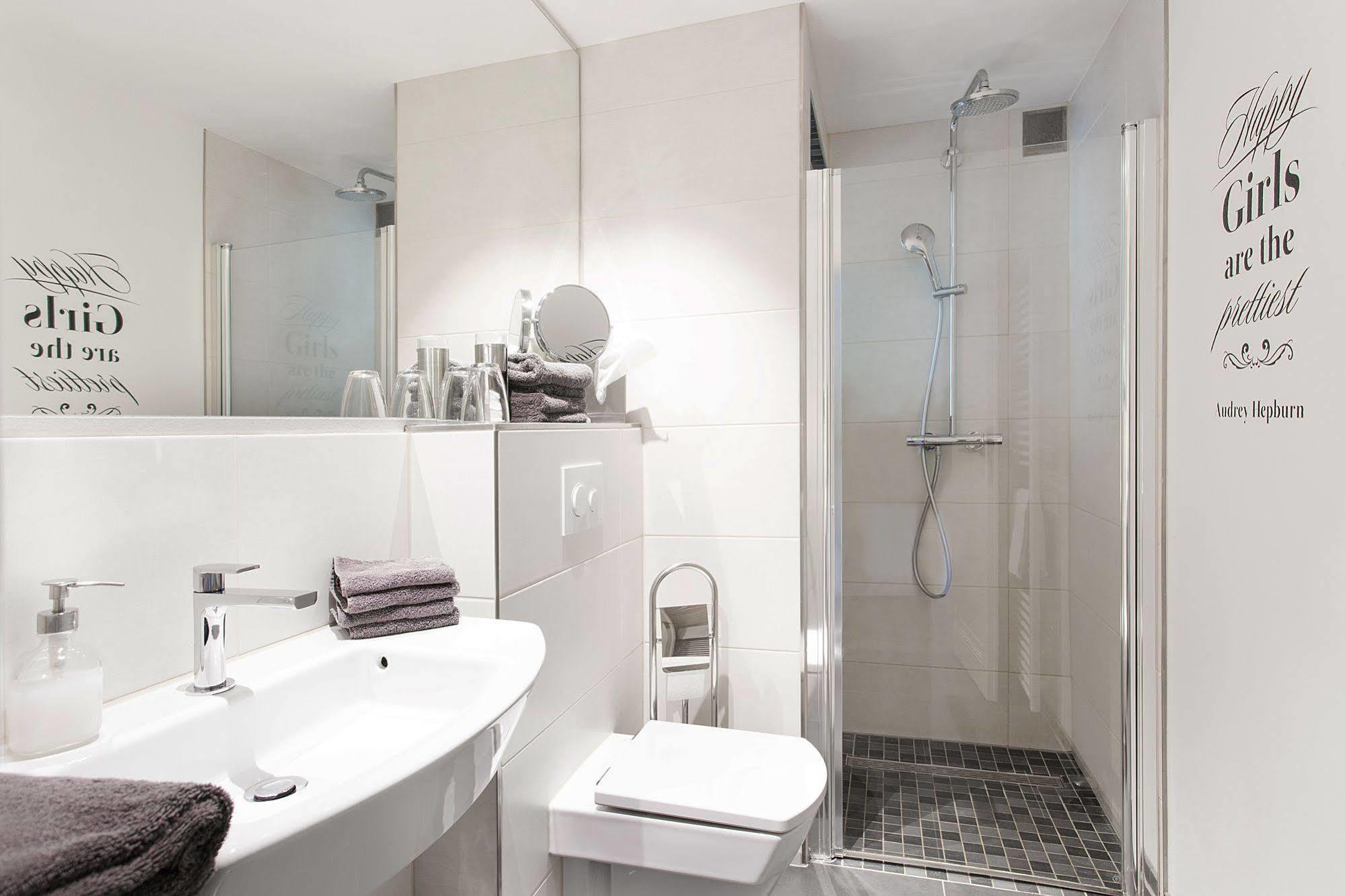 1St Floor Koeln Apartment ภายนอก รูปภาพ